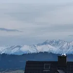 Podhalanskie U Magdusi I Marcina Z Jacuzzi Деревянный коттедж Маньови